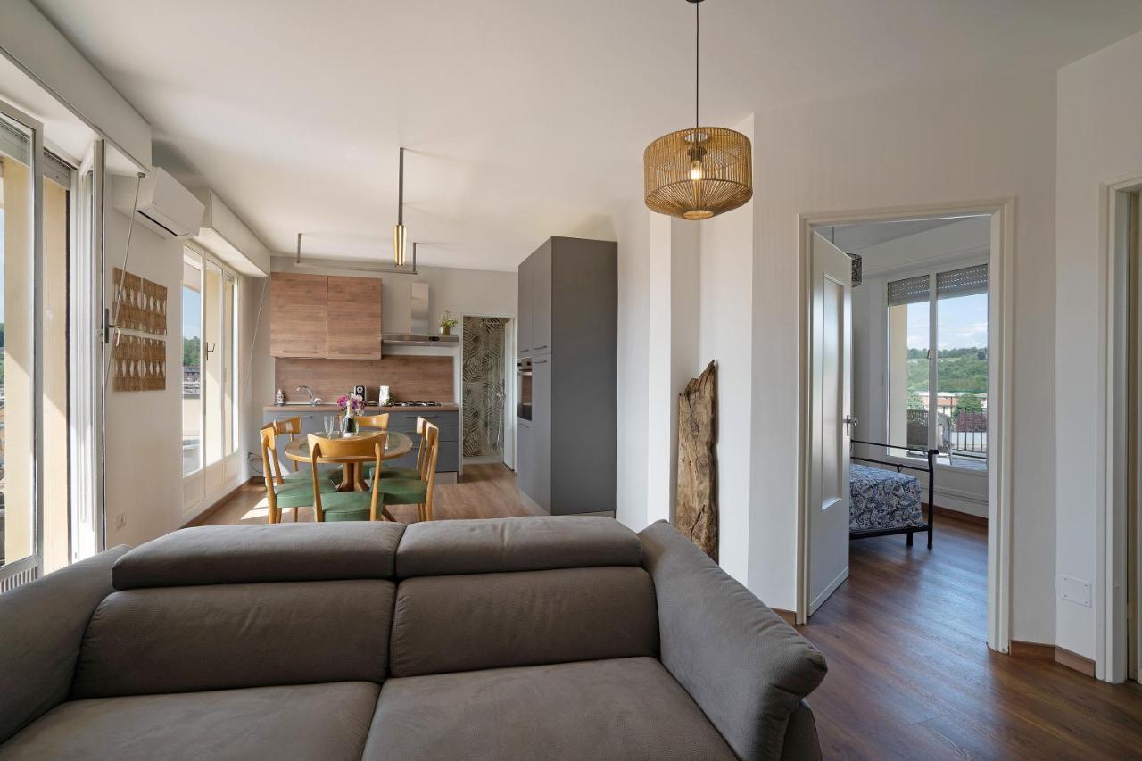 La Casa Del Riccio Apartment Arona Ngoại thất bức ảnh