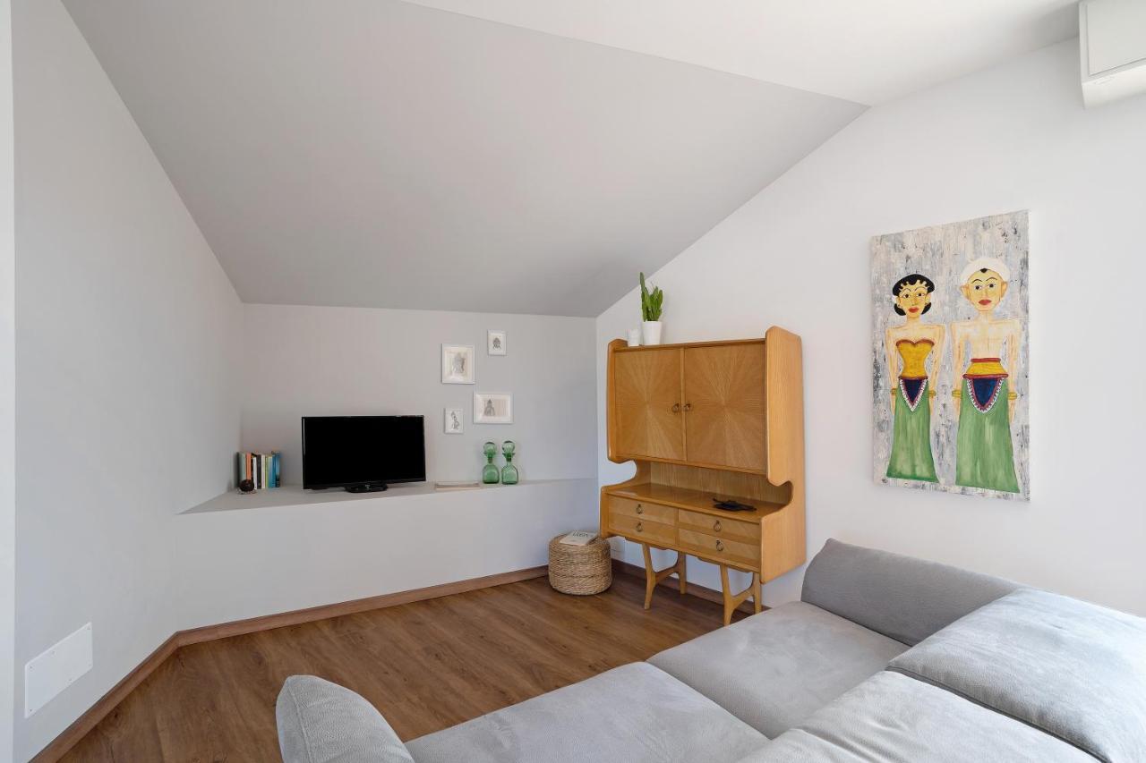 La Casa Del Riccio Apartment Arona Ngoại thất bức ảnh